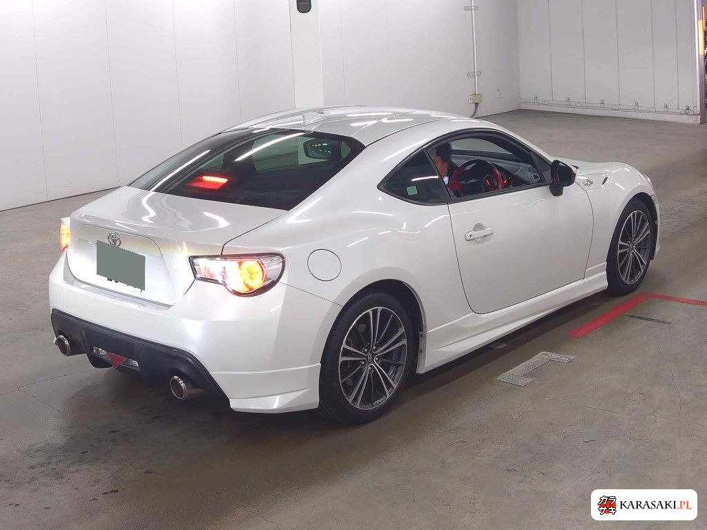 Toyota 86 2014 z aukcji japońskiej