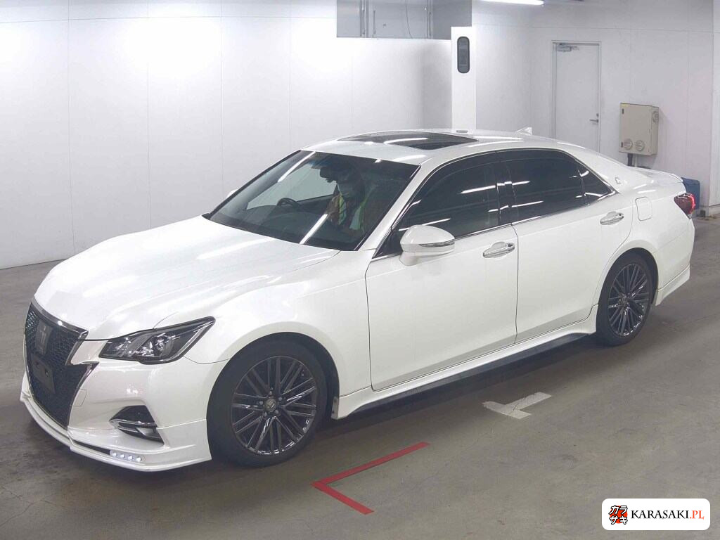 Toyota Crown 2015 z aukcji japońskiej