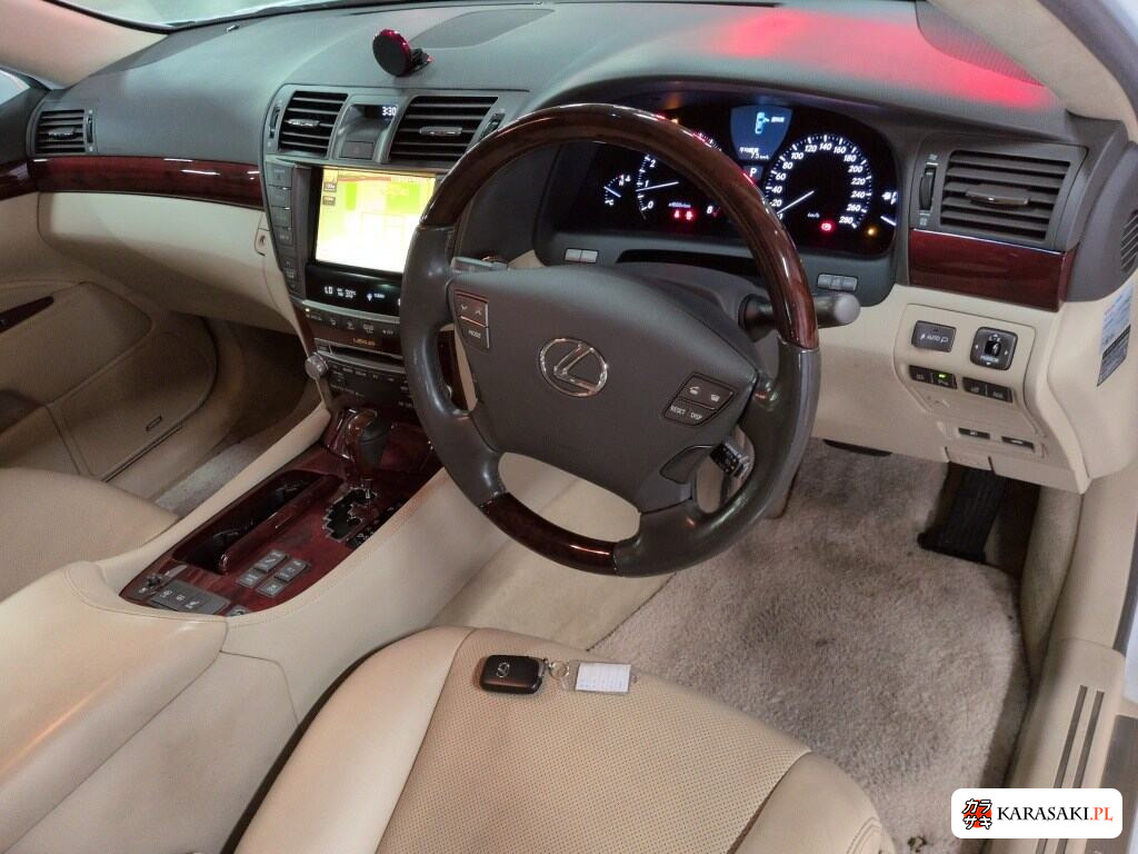 Lexus LS 2011 z aukcji japońskiej