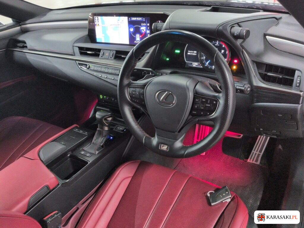 Lexus Es 2019 z aukcji japońskiej
