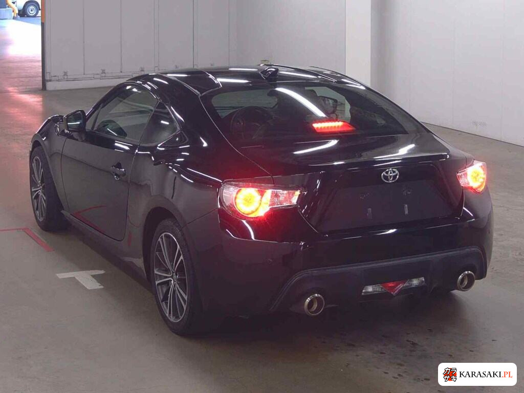 Toyota 86 2013 z aukcji japońskiej