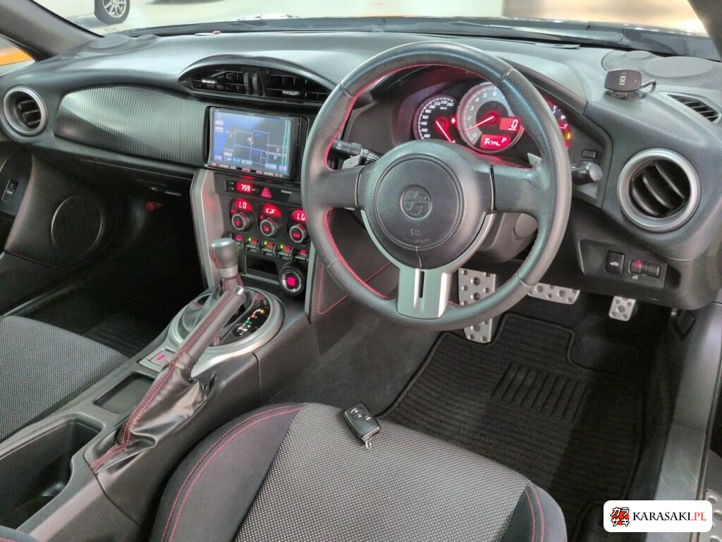 Toyota 86 2013 z aukcji japońskiej