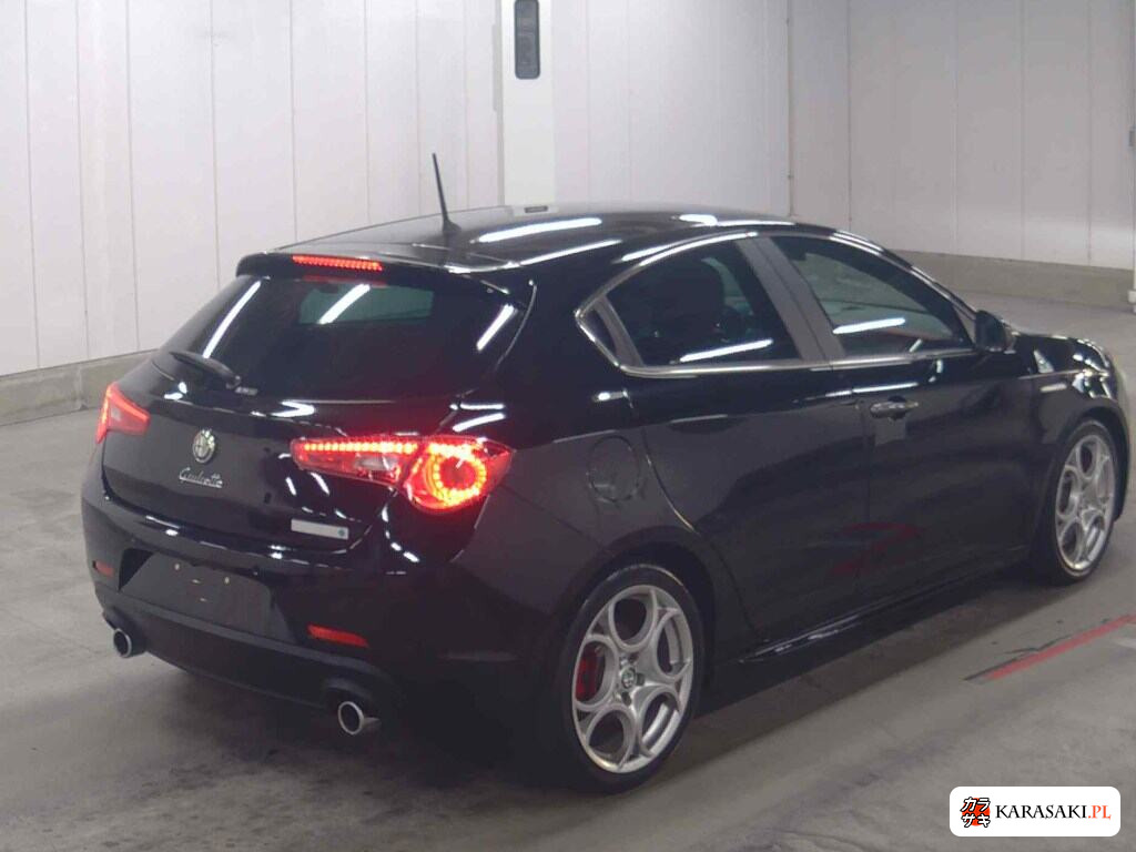 Alfa Romeo Giulietta 2015 z aukcji japońskiej
