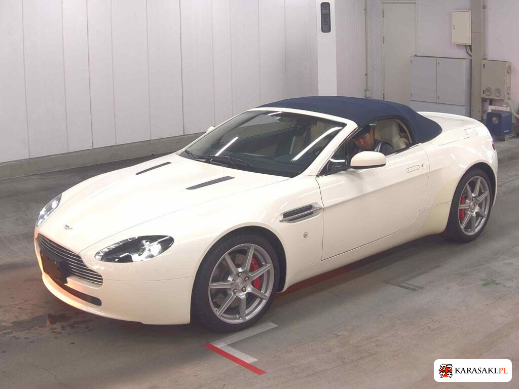 Aston Martin V8 Vantage 2007 z aukcji japońskiej