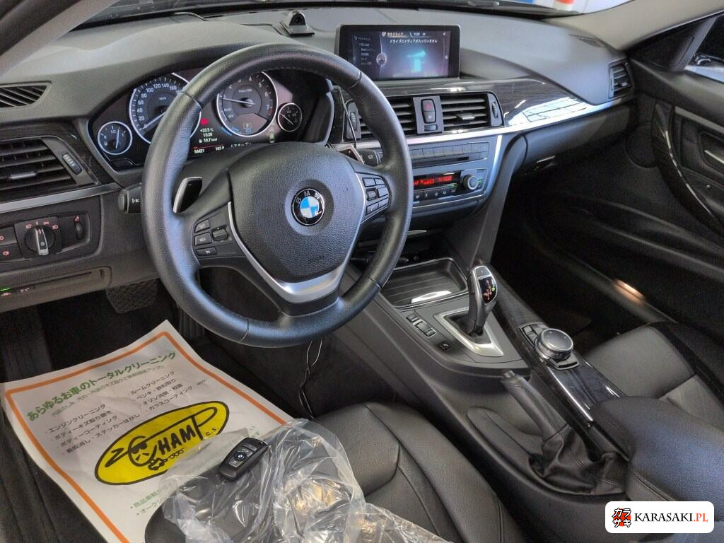 BMW 3 Series 2013 z aukcji japońskiej