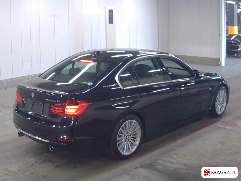 BMW 3 Series 2013 z aukcji japońskiej