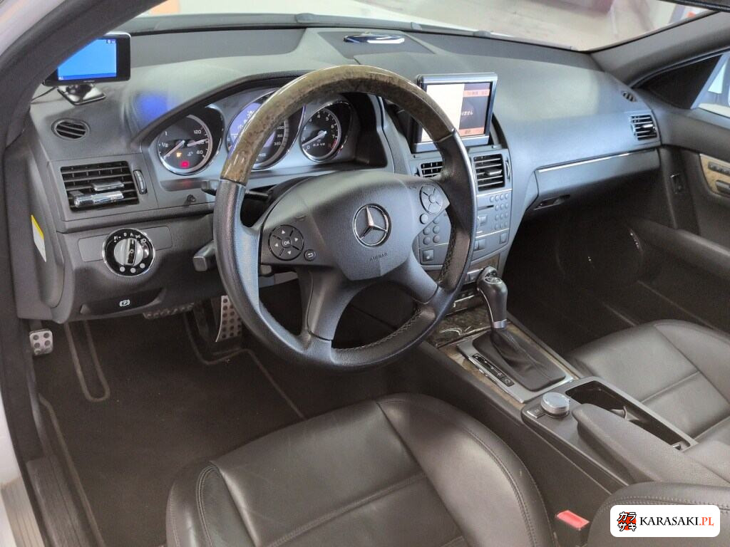 Mercedes-Benz C-Class 2008 z aukcji japońskiej