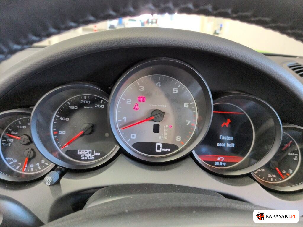 Porsche Cayenne 2011 z aukcji japońskiej