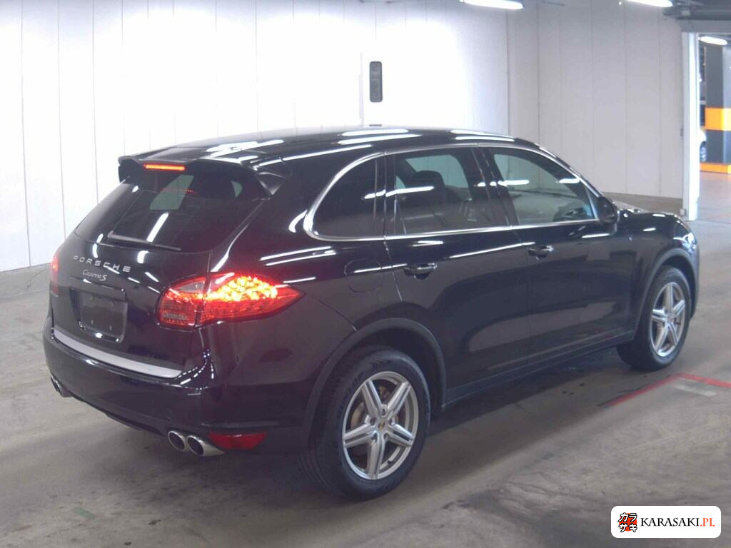 Porsche Cayenne 2011 z aukcji japońskiej