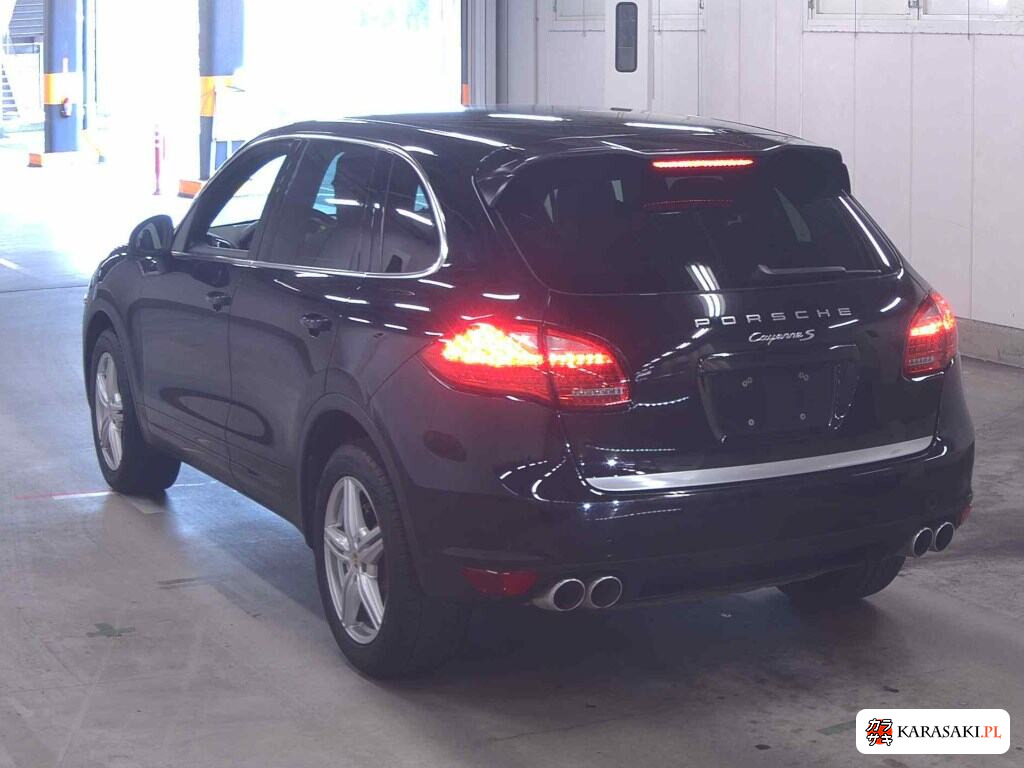 Porsche Cayenne 2011 z aukcji japońskiej