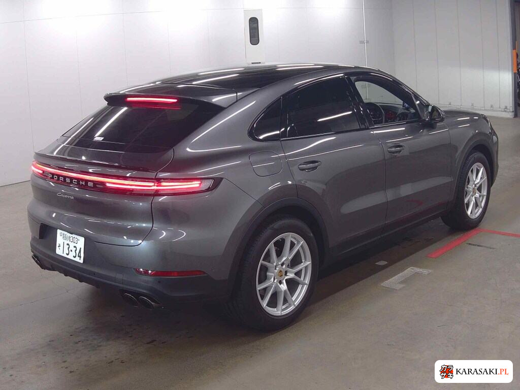 Porsche Cayenne Coupe 2023 z aukcji japońskiej