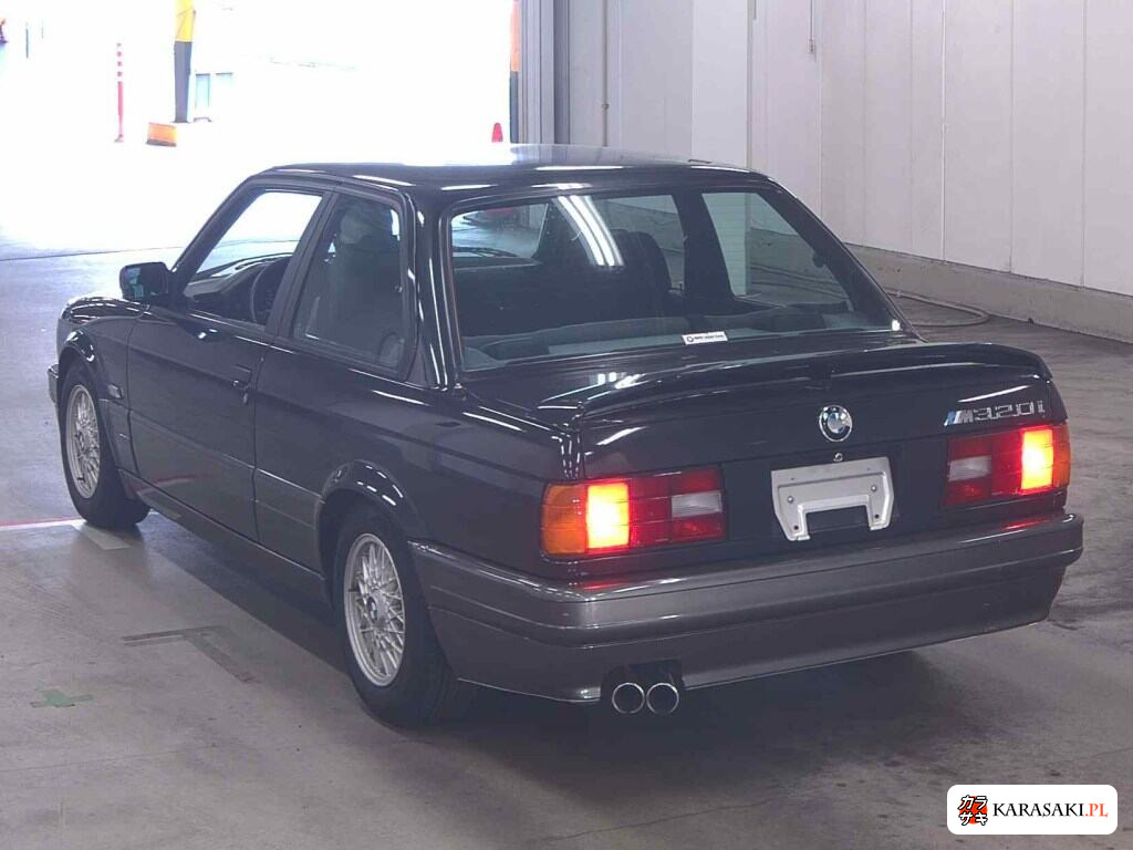 BMW 3 Series 1990 z aukcji japońskiej