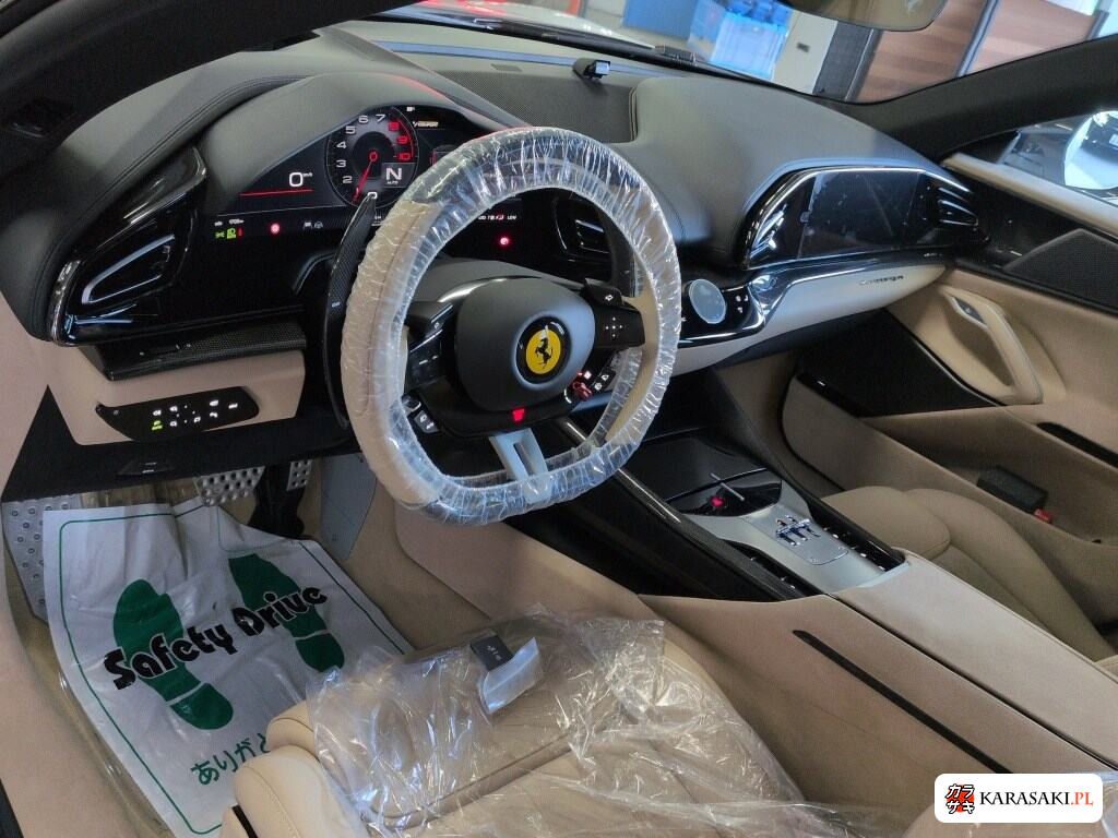 Ferrari Purosangue 2024 z aukcji japońskiej
