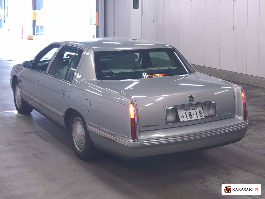 Cadillac Concours 1999 z aukcji japońskiej