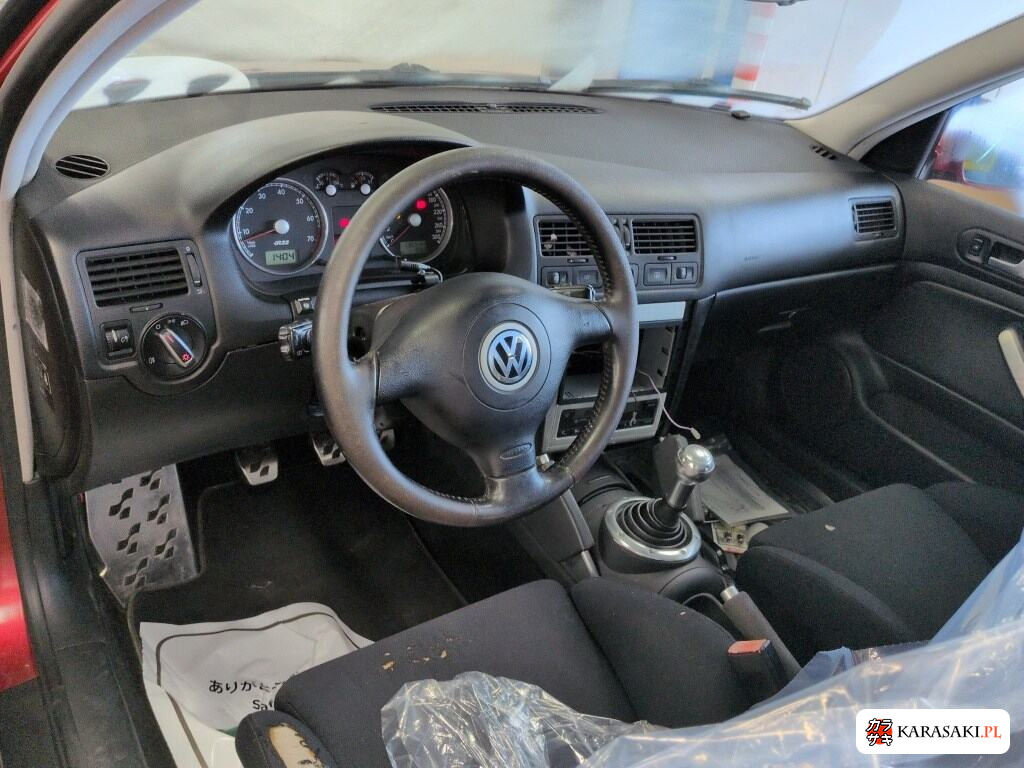 Volkswagen Golf 2003 z aukcji japońskiej