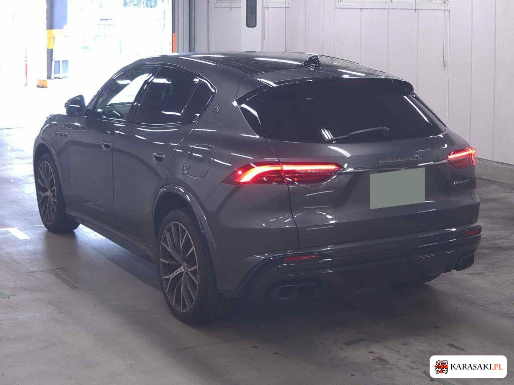 Maserati Grecale 2023 z aukcji japońskiej