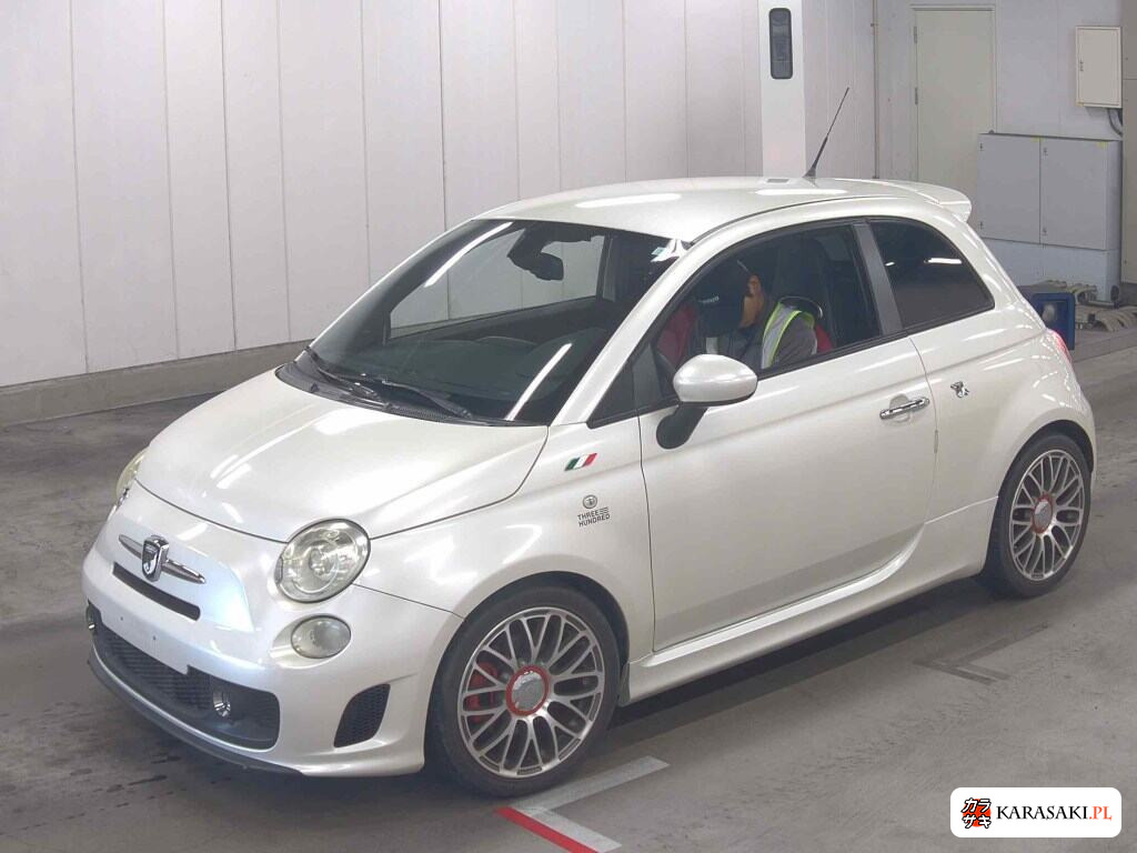 Abarth 500 2011 z aukcji japońskiej
