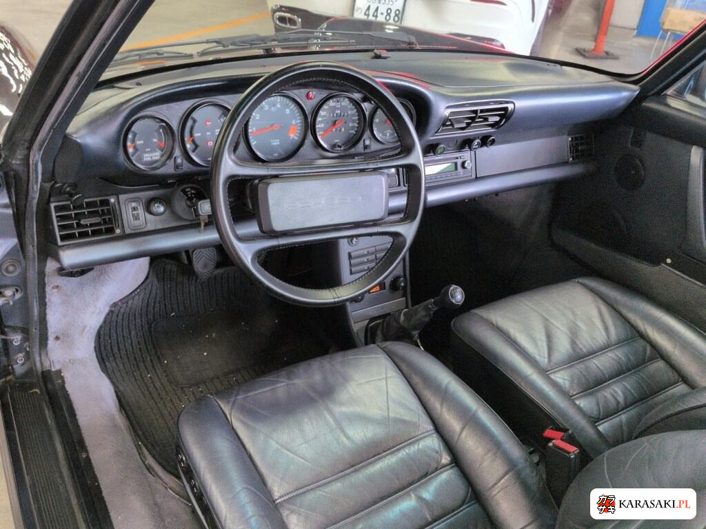 Porsche 911 1989 z aukcji japońskiej