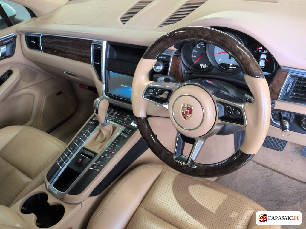 Porsche Macan 2015 z aukcji japońskiej