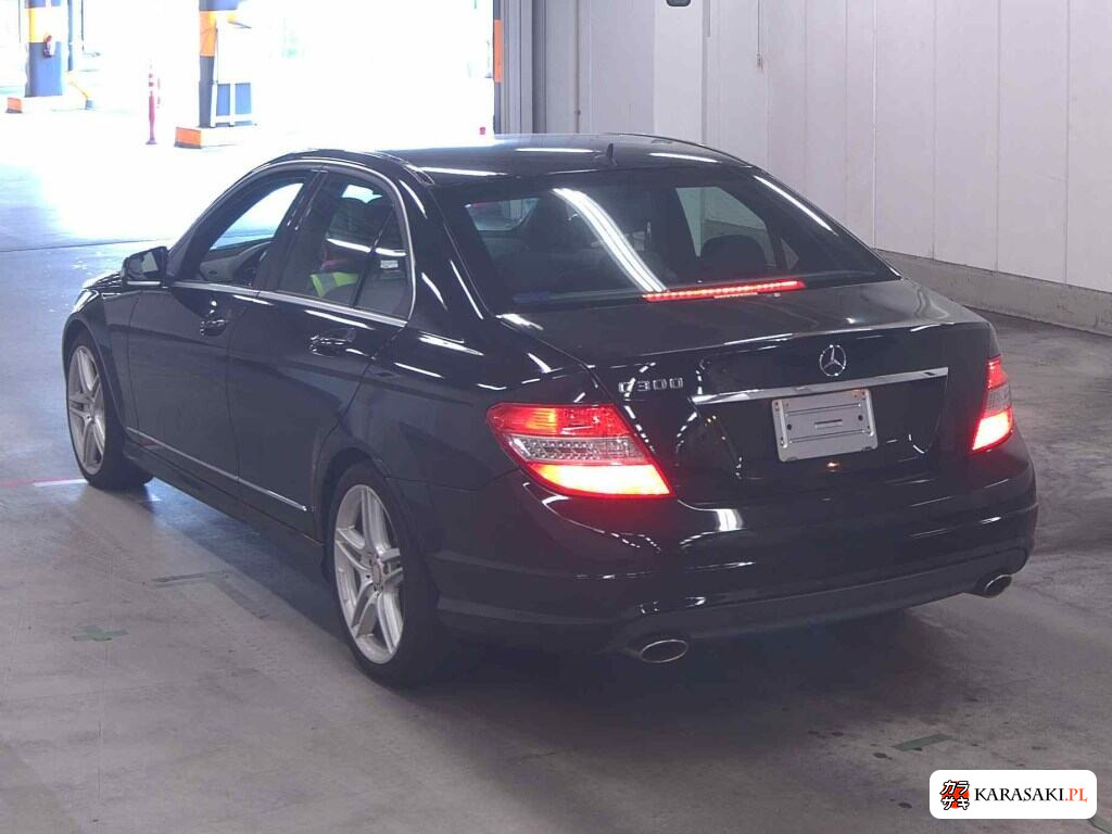 Mercedes-Benz C-Class 2010 z aukcji japońskiej