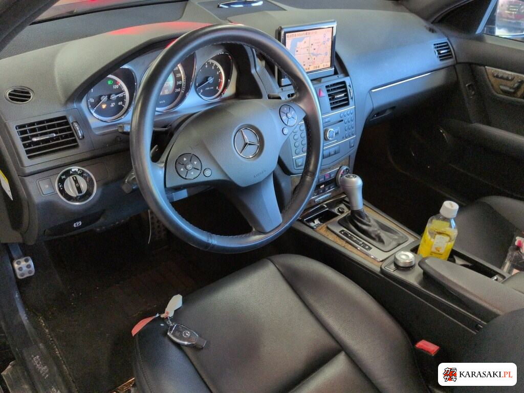 Mercedes-Benz C-Class 2010 z aukcji japońskiej
