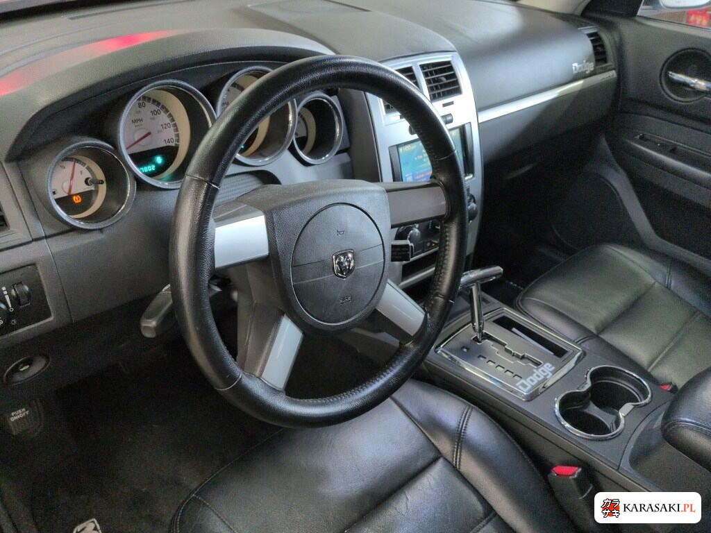 Dodge Charger 2012 z aukcji japońskiej