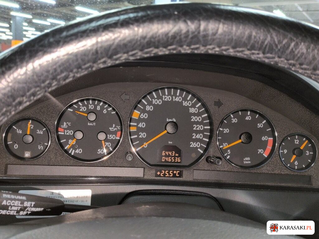 Mercedes-Benz SL 1999 z aukcji japońskiej