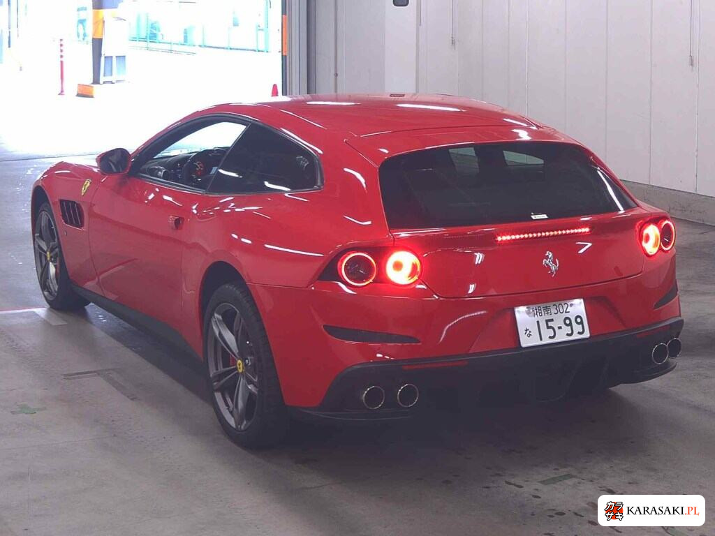 Ferrari GTC4 Lusso 2020 z aukcji japońskiej