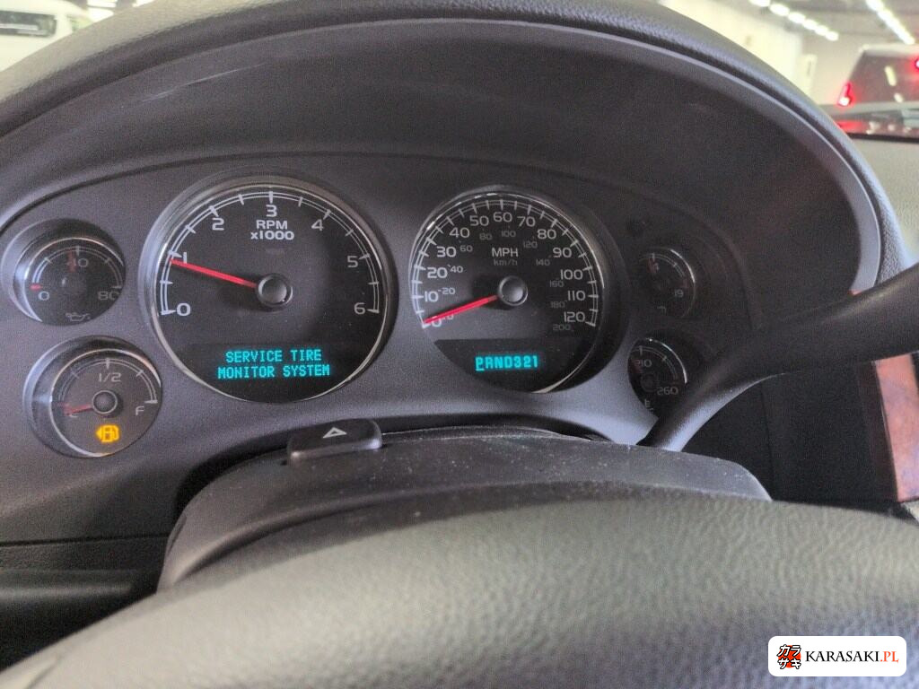 Chevrolet Suburban 2013 z aukcji japońskiej