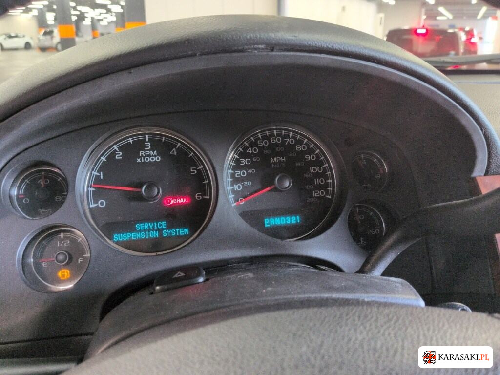 Chevrolet Suburban 2013 z aukcji japońskiej