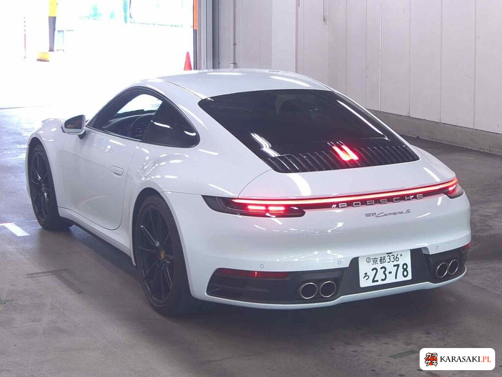 Porsche 911 2021 z aukcji japońskiej