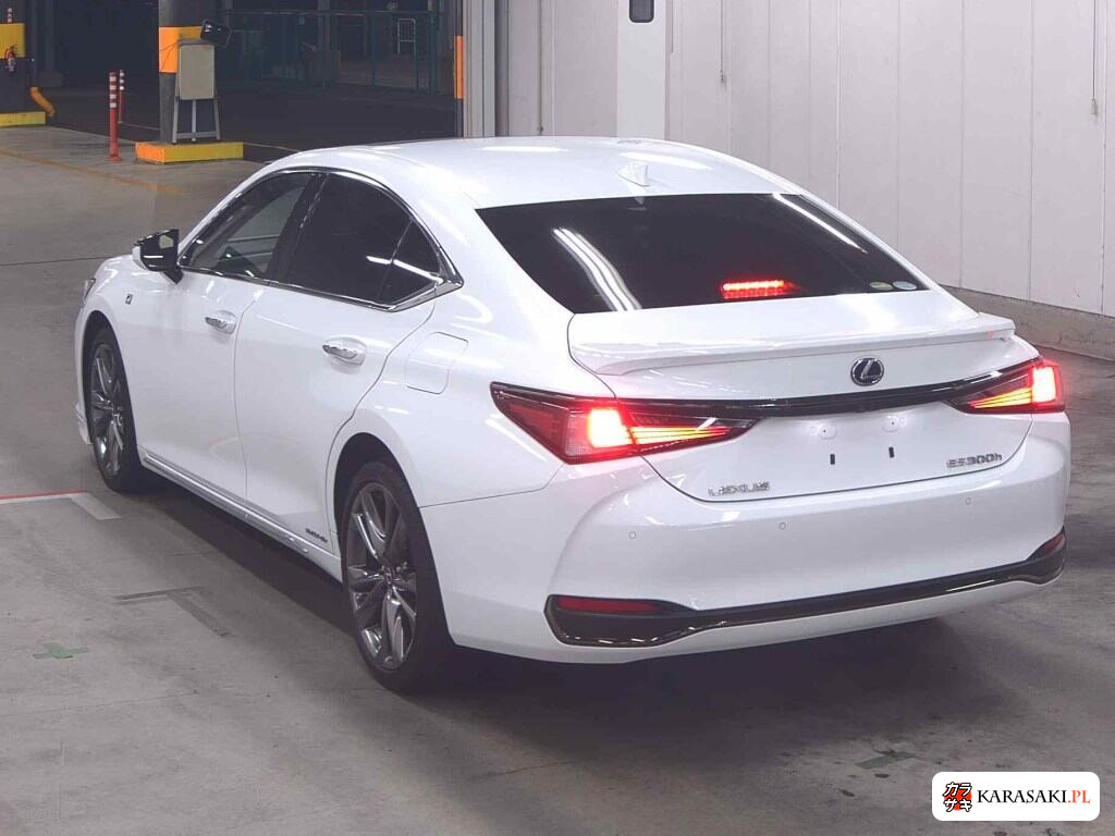 Lexus Es 2019 z aukcji japońskiej