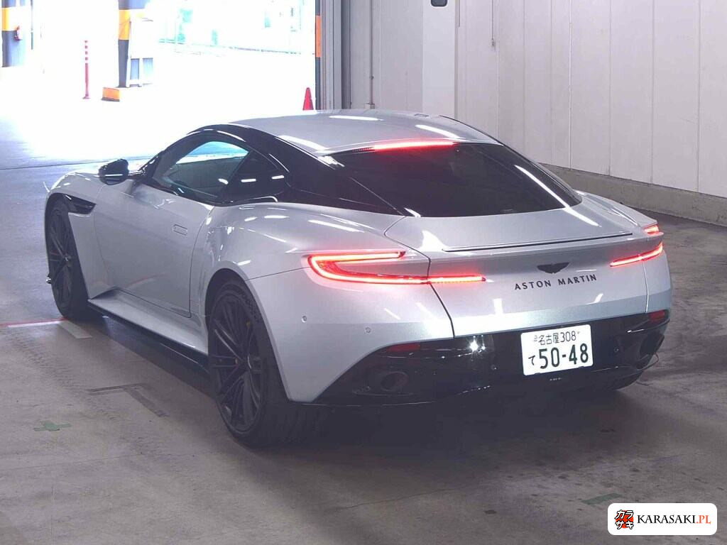 Aston Martin 2025 z aukcji japońskiej