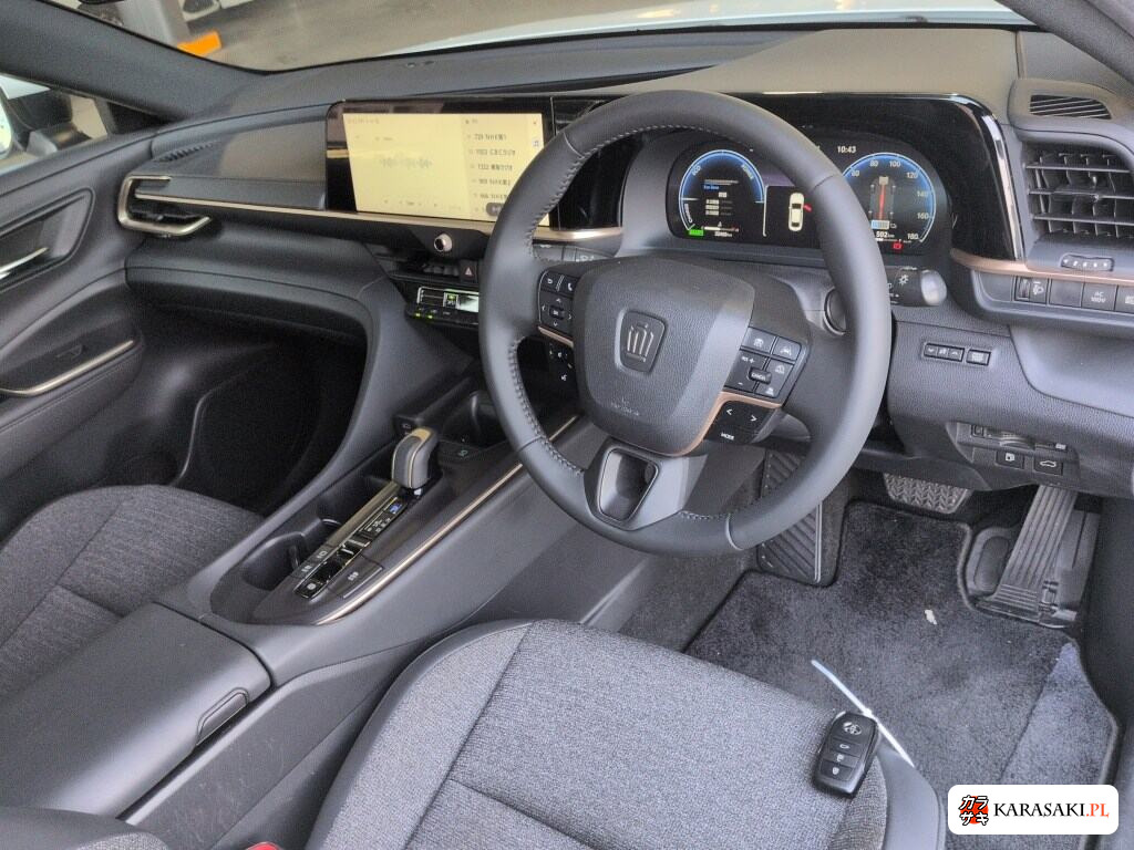 Toyota Crown Crossover 2023 z aukcji japońskiej