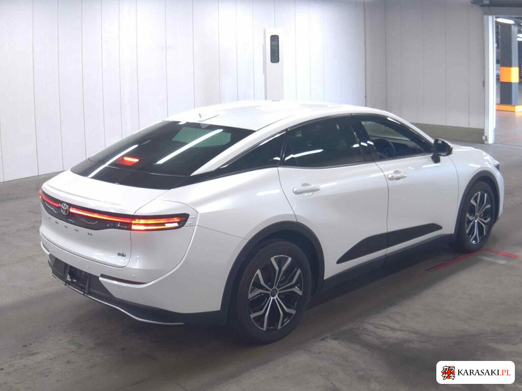Toyota Crown Crossover 2023 z aukcji japońskiej
