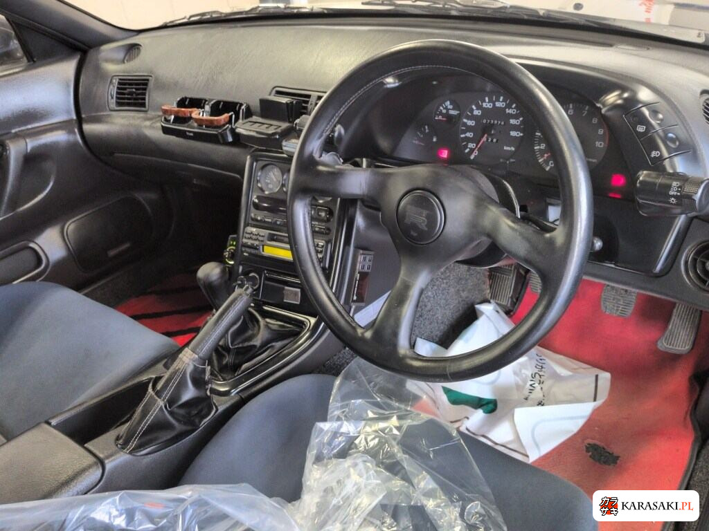 Nissan Skyline 1989 z aukcji japońskiej