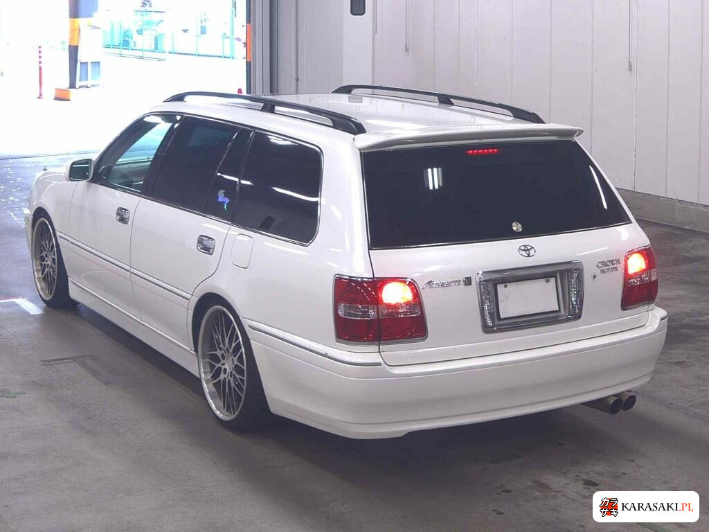 Toyota Crown Estate 2003 z aukcji japońskiej