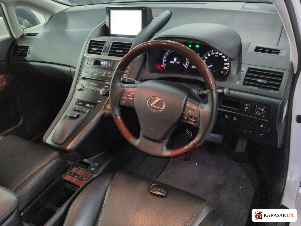 Lexus HS 2014 z aukcji japońskiej