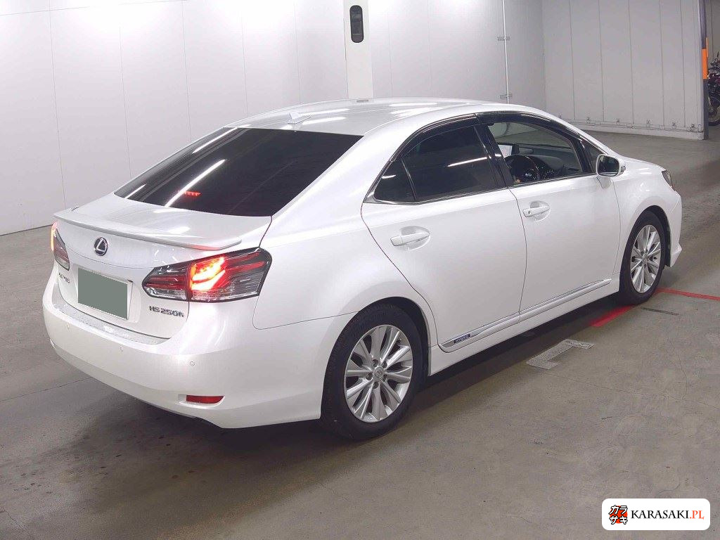 Lexus HS 2014 z aukcji japońskiej