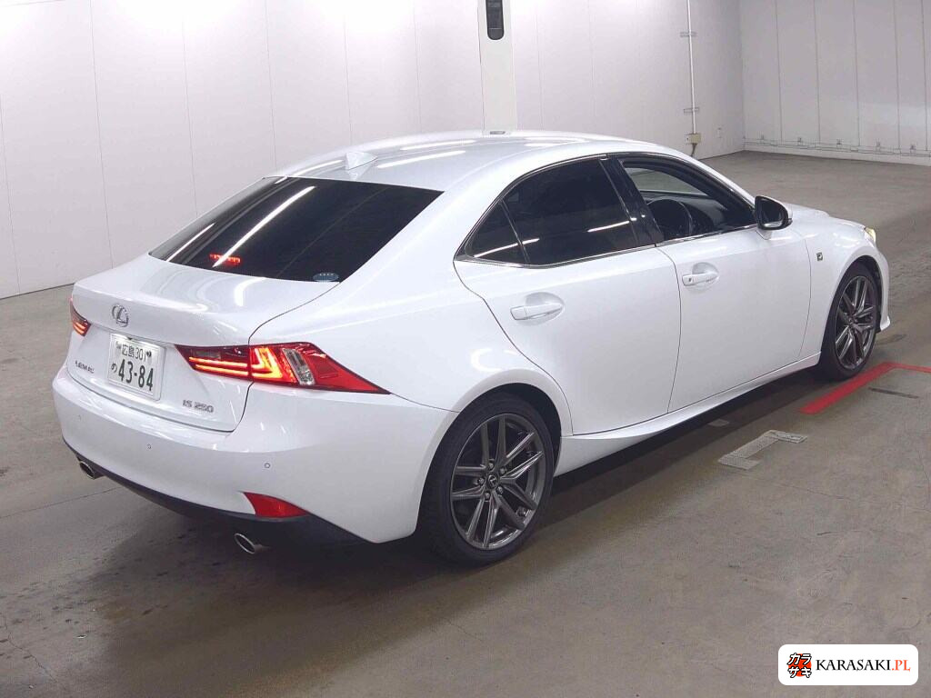 Lexus Is 2013 z aukcji japońskiej
