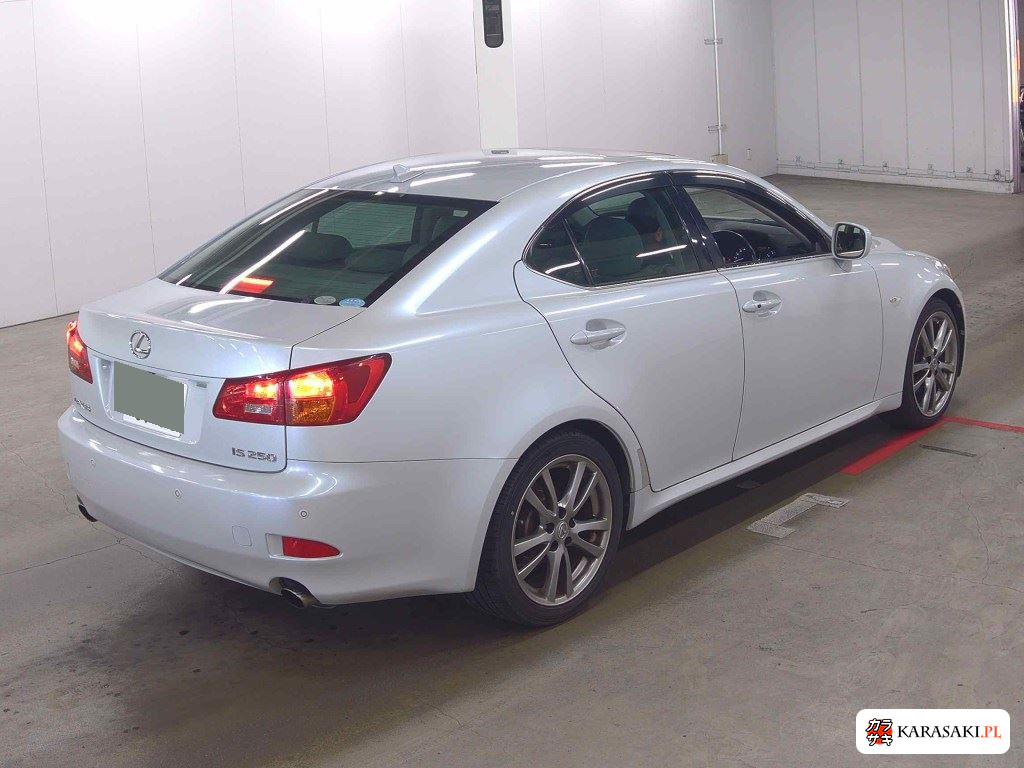 Lexus Is 2008 z aukcji japońskiej