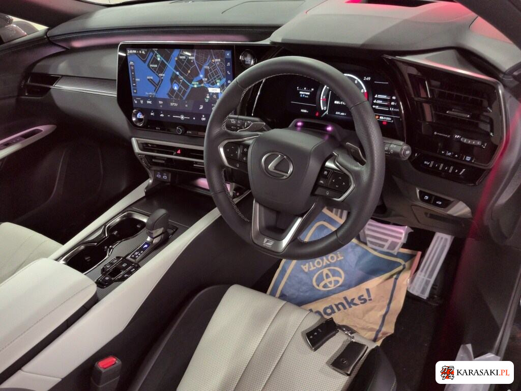 Lexus RX 2025 z aukcji japońskiej