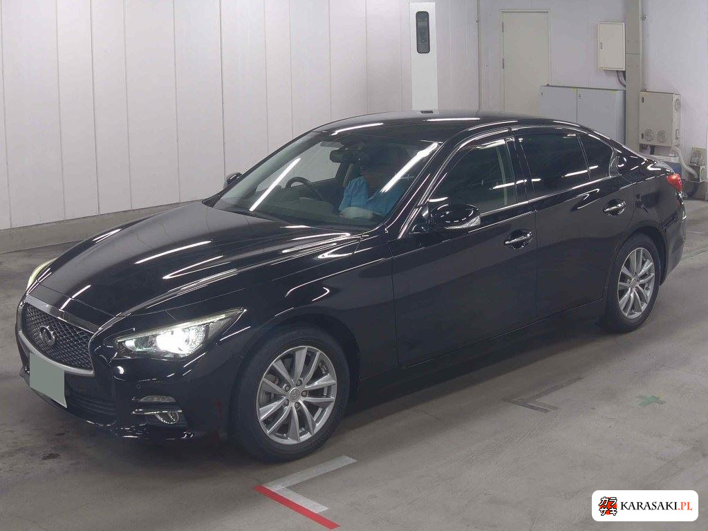 Nissan Skyline 2016 z aukcji japońskiej