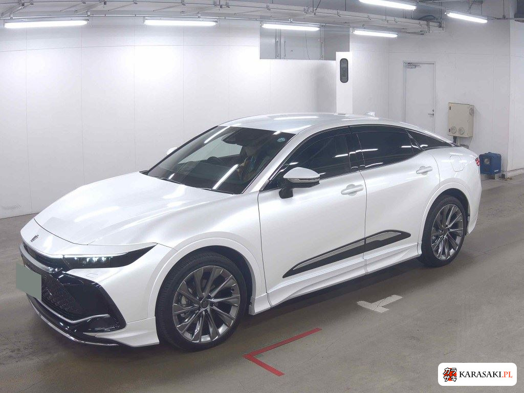 Toyota Crown Crossover 2023 z aukcji japońskiej