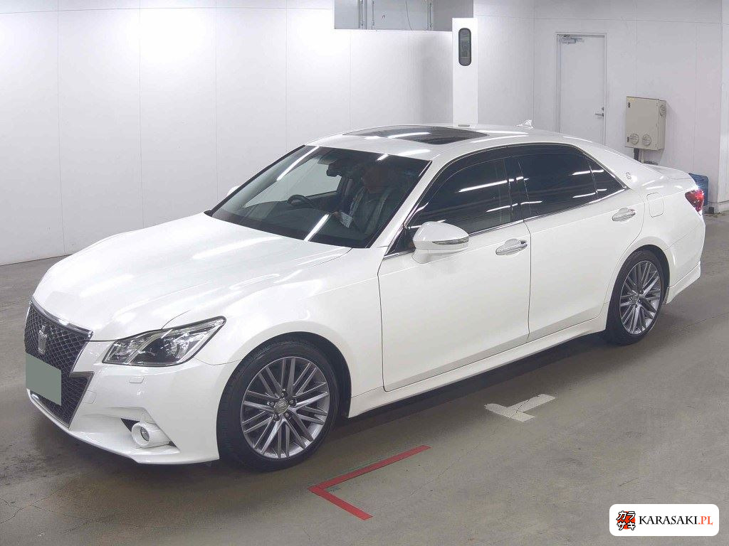 Toyota Crown 2013 z aukcji japońskiej