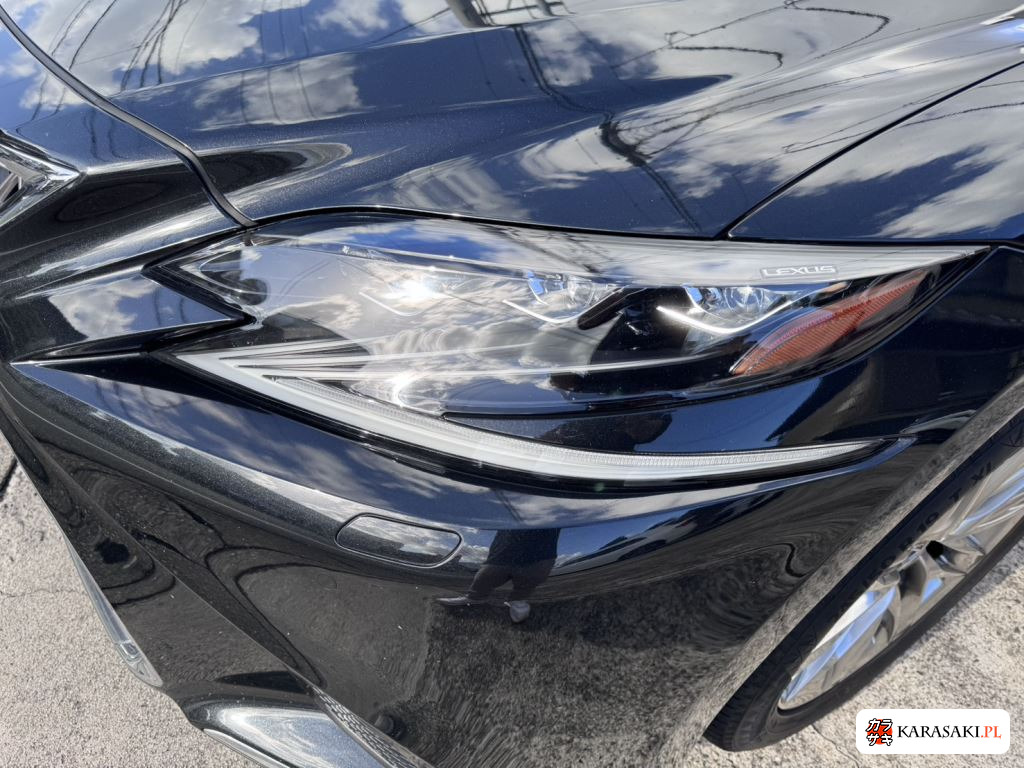 Lexus LS 2018 z aukcji japońskiej