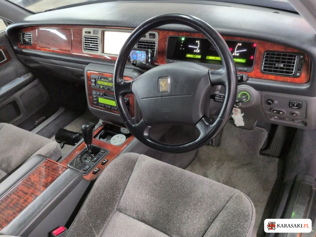 Toyota Century 2006 z aukcji japońskiej