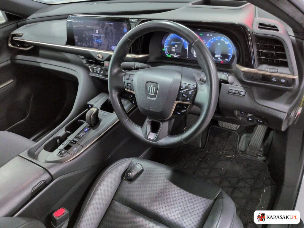 Toyota Crown Crossover 2022 z aukcji japońskiej