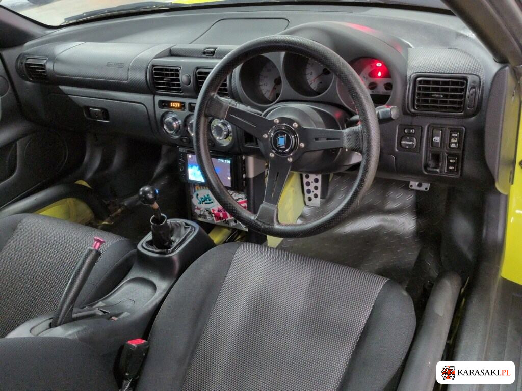 Toyota MR-S 2001 z aukcji japońskiej