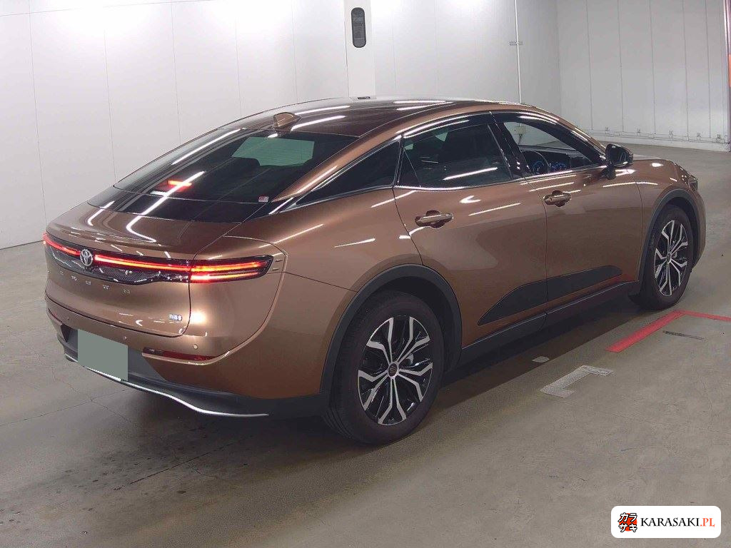 Toyota Crown Crossover 2024 z aukcji japońskiej